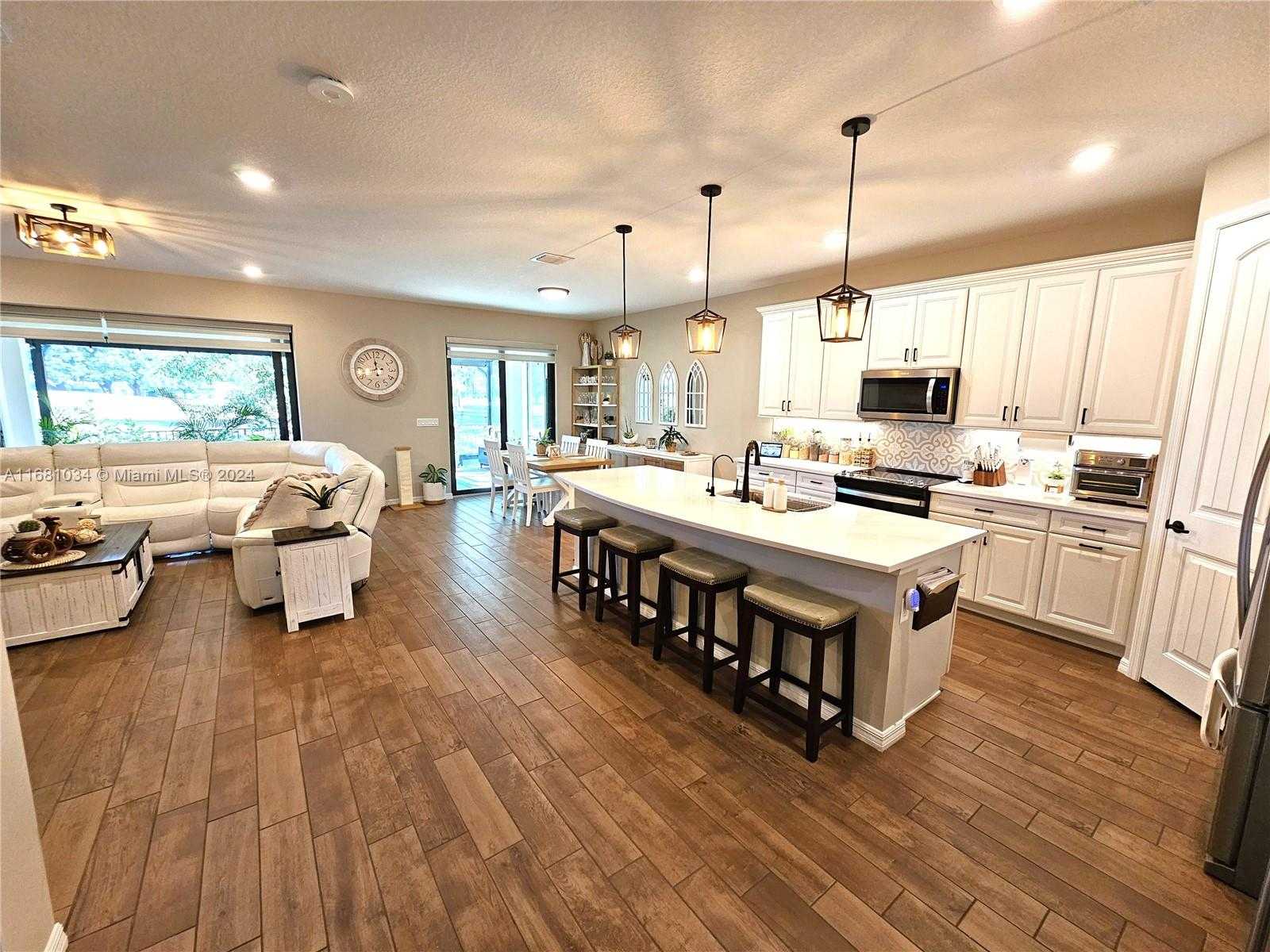 Small Image of 8172 NORTH WEST 78TH ST, Tamarac Number 32