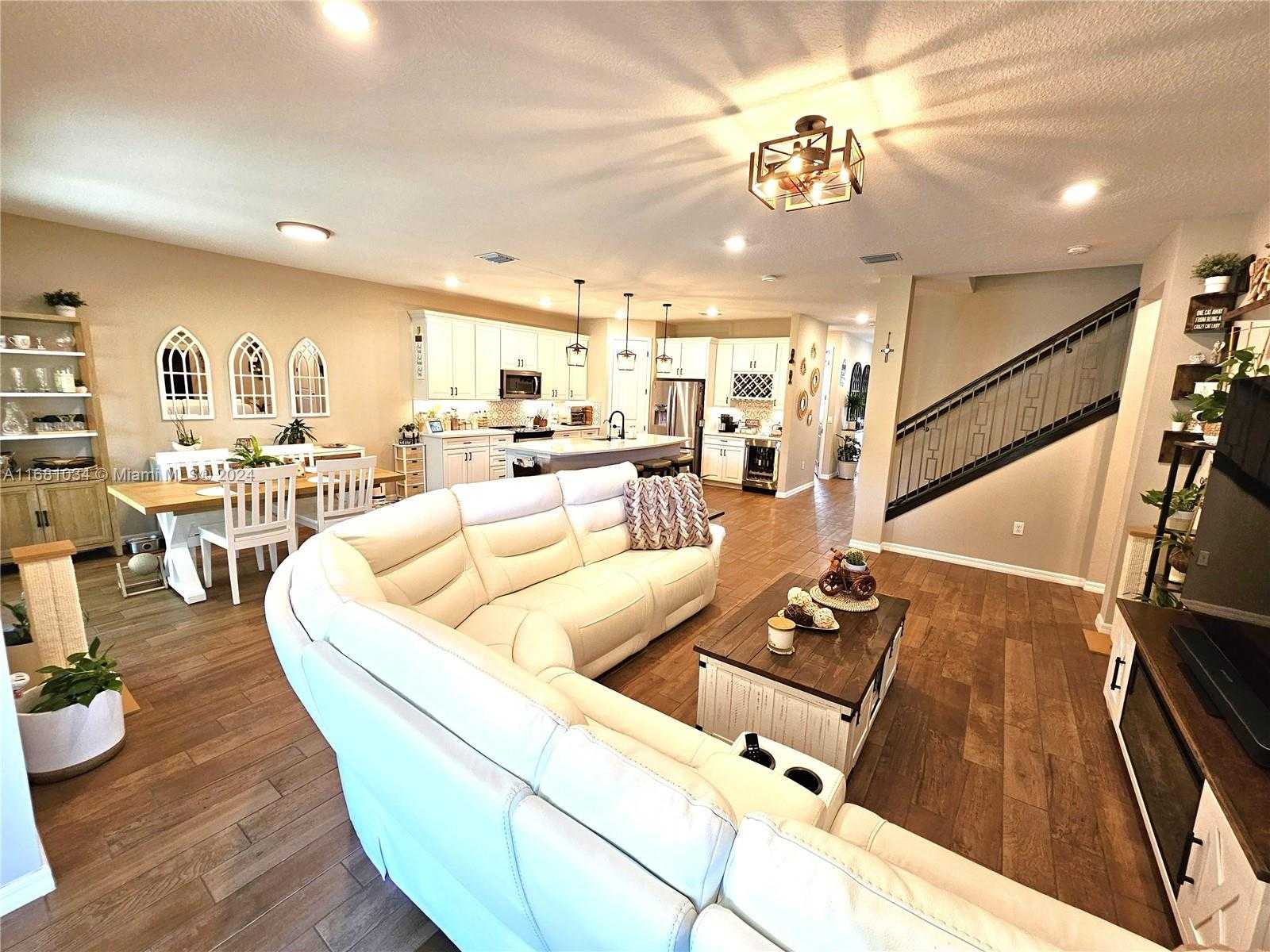 Small Image of 8172 NORTH WEST 78TH ST, Tamarac Number 33