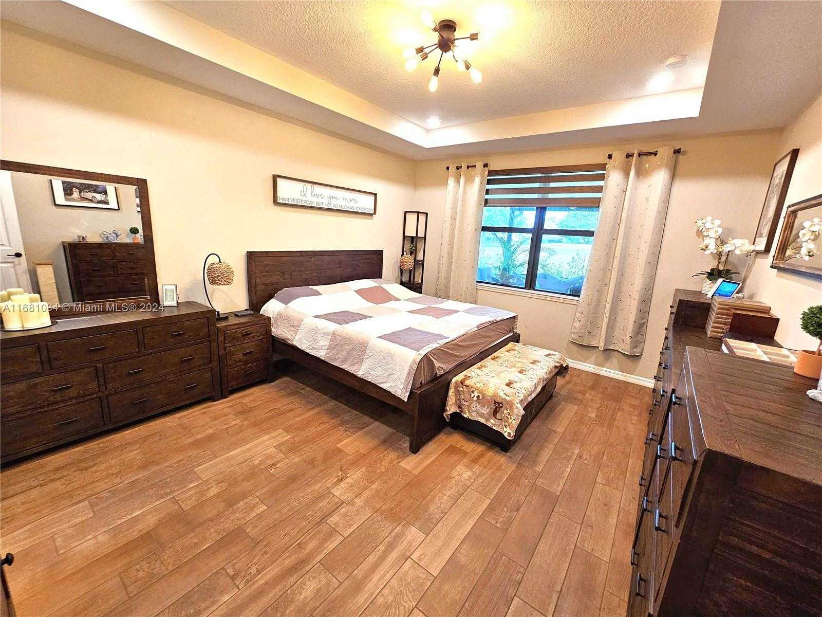 Small Image of 8172 NORTH WEST 78TH ST, Tamarac Number 39