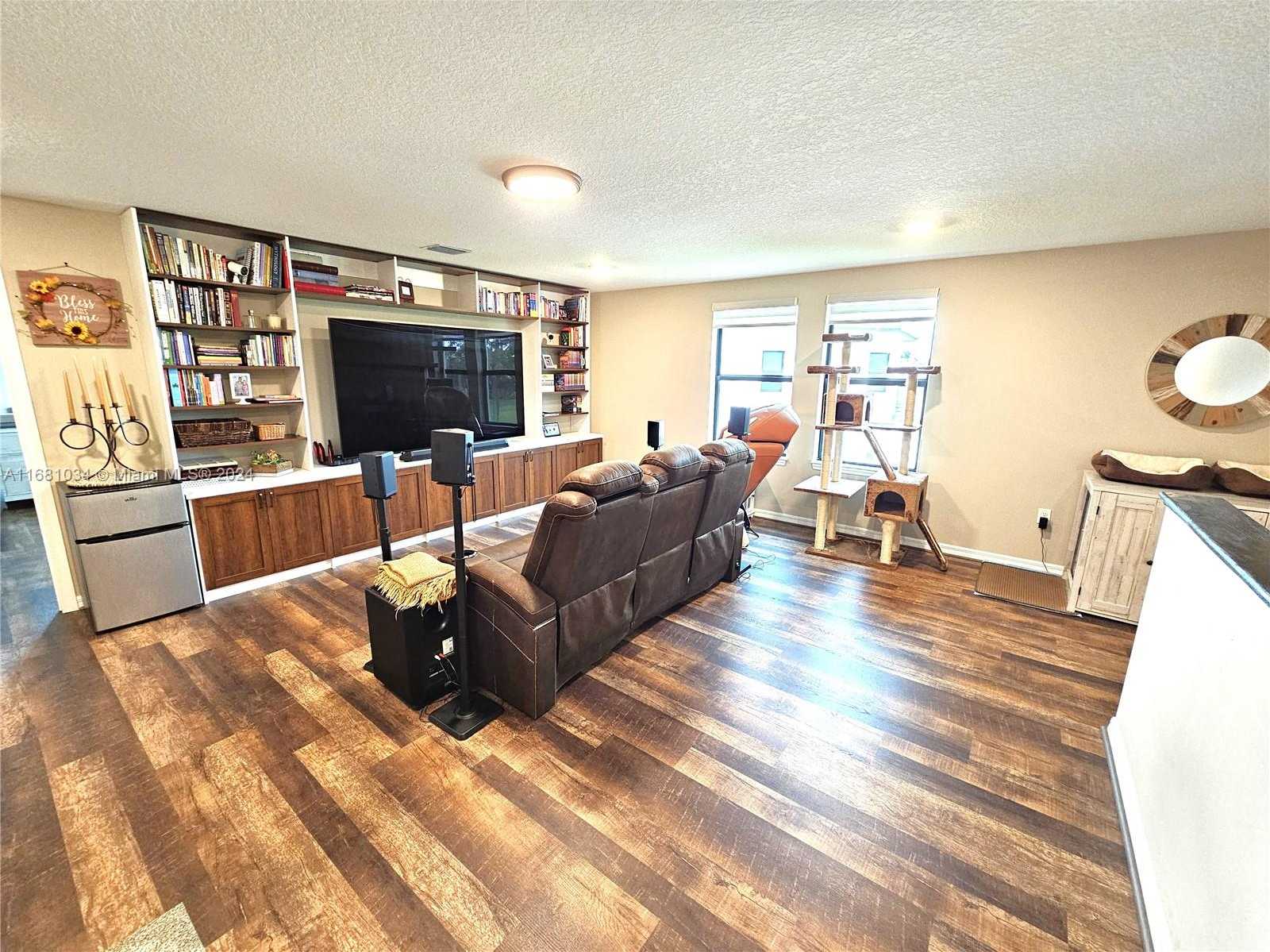 Small Image of 8172 NORTH WEST 78TH ST, Tamarac Number 43