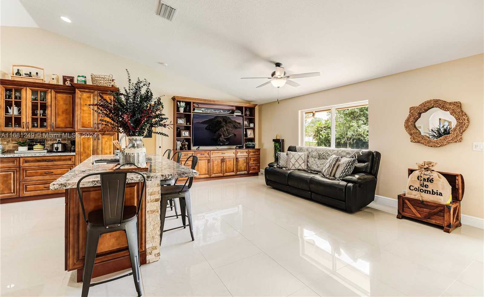 Small Image of 12288 NORTH 82ND LN N, West Palm Beach Number 14