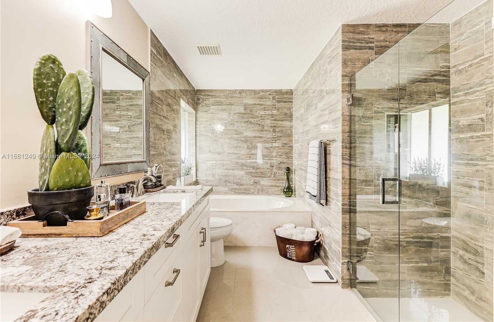 Small Image of 12288 NORTH 82ND LN N, West Palm Beach Number 22