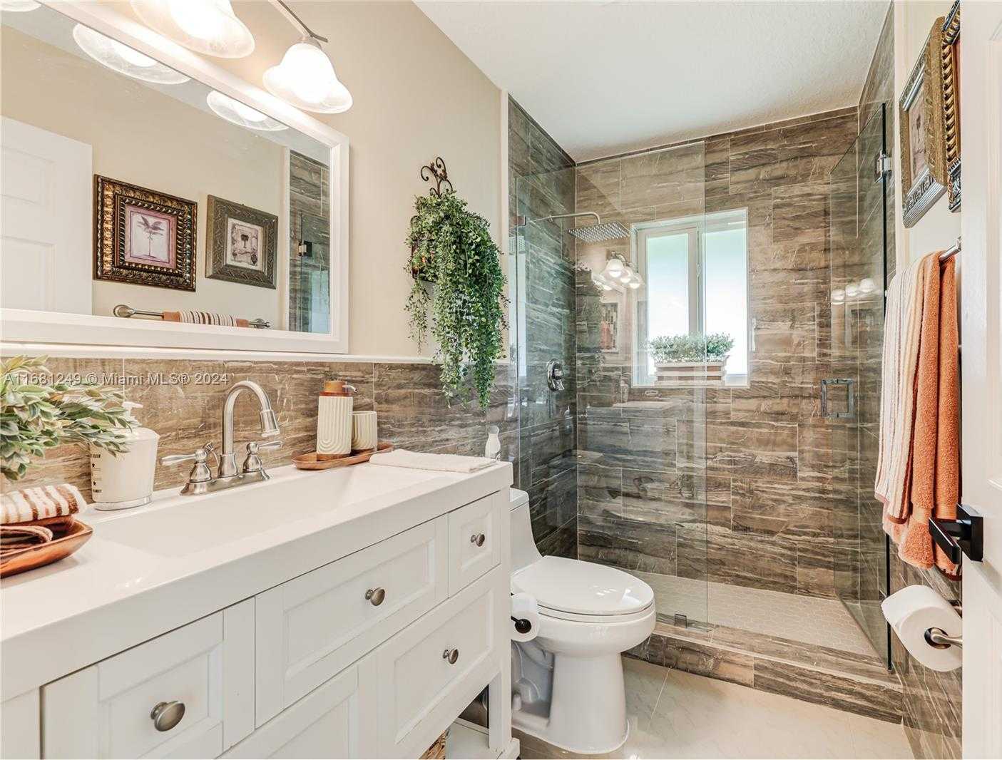 Small Image of 12288 NORTH 82ND LN N, West Palm Beach Number 27