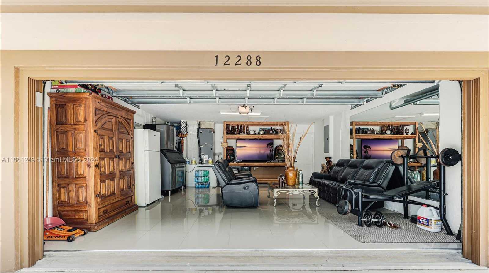 Small Image of 12288 NORTH 82ND LN N, West Palm Beach Number 29