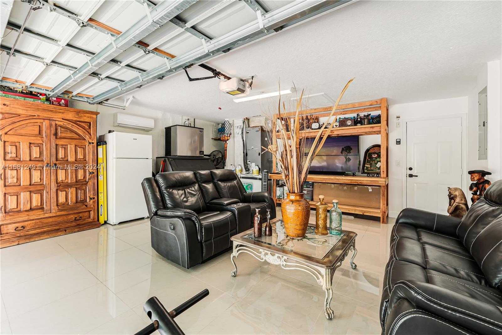 Small Image of 12288 NORTH 82ND LN N, West Palm Beach Number 30