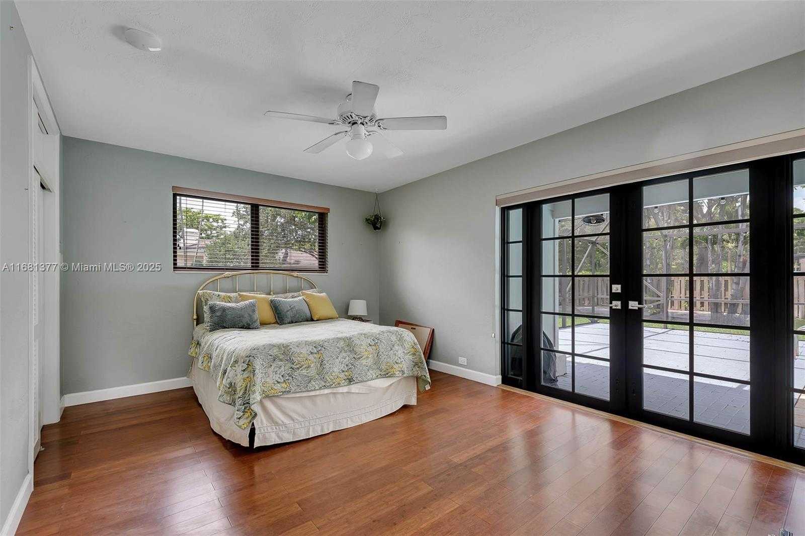 Small Image of 7901 SW 133rd St, Miami, FL 33156, USA Number 15