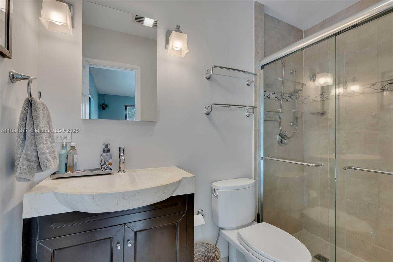 Small Image of 7901 SW 133rd St, Miami, FL 33156, USA Number 16