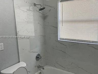 Small Image of 931 NORTH EAST 23RD ST, Pompano Beach Number 10