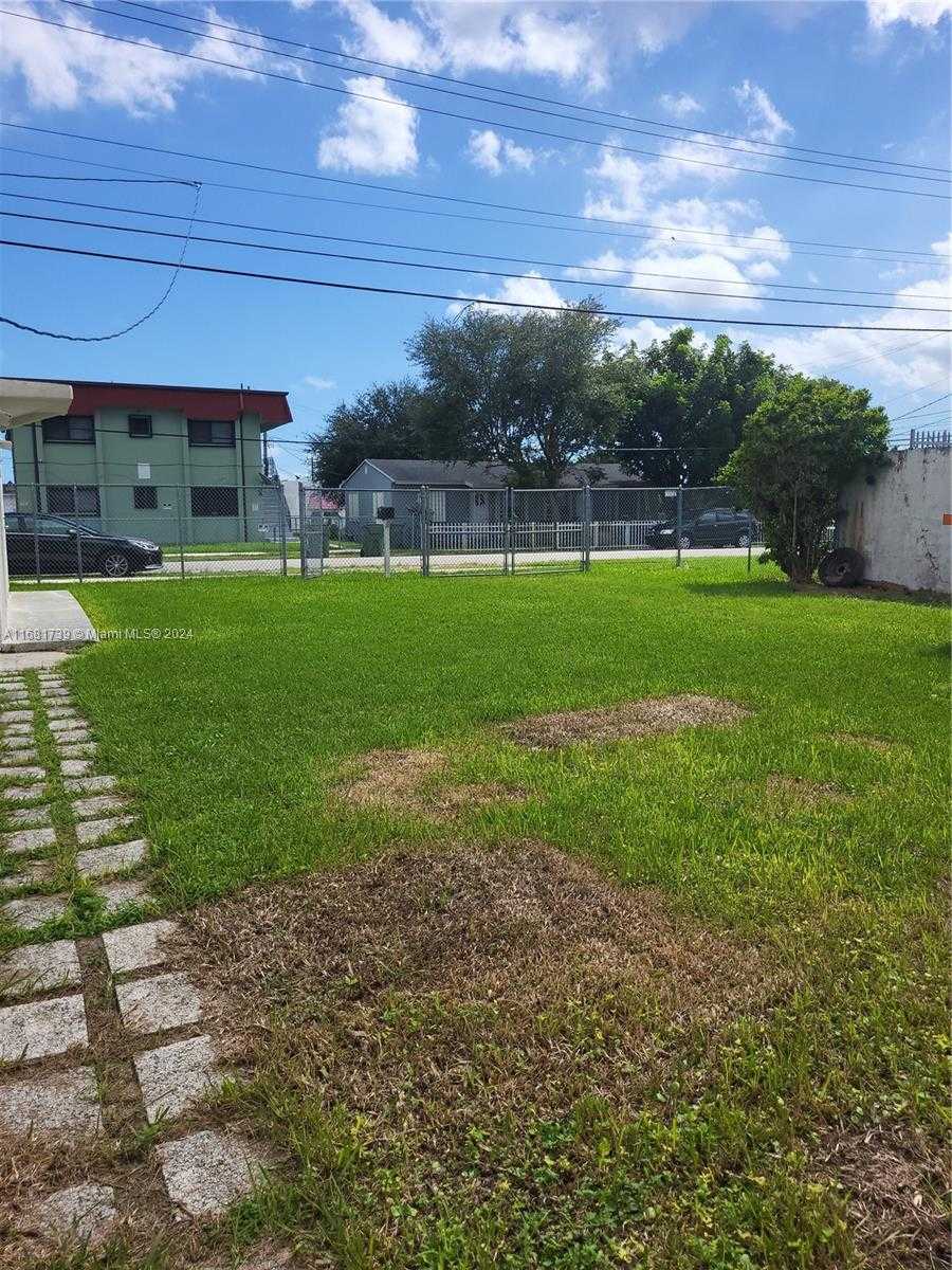 Small Image of Homestead Number 9