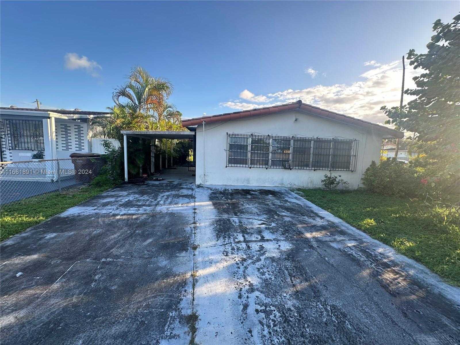 Small Image of 405 SOUTH EAST 4TH AVE, Hialeah Number 3