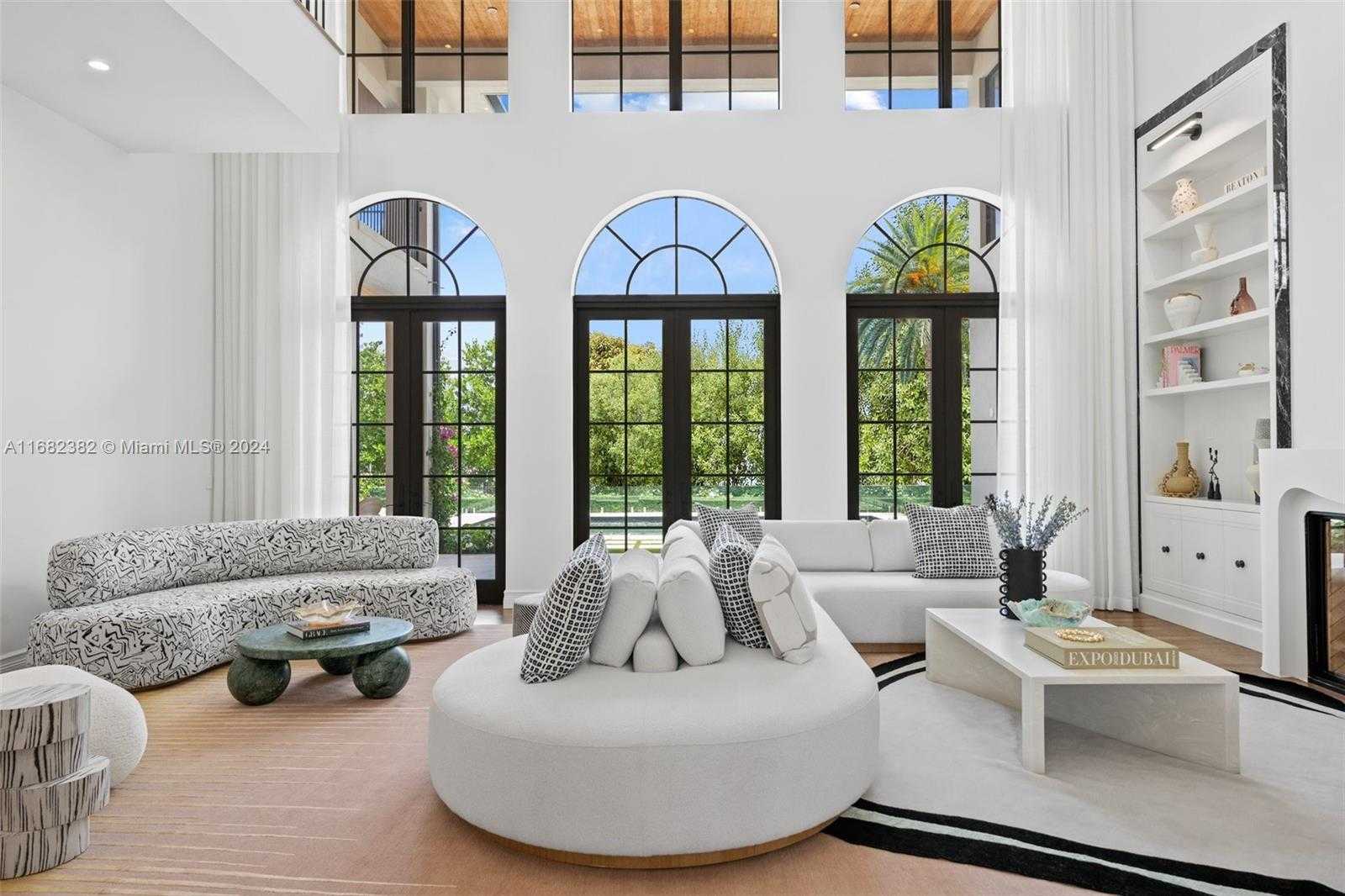 Small Image of 406 TAMARIND DR, Hallandale Beach Number 10