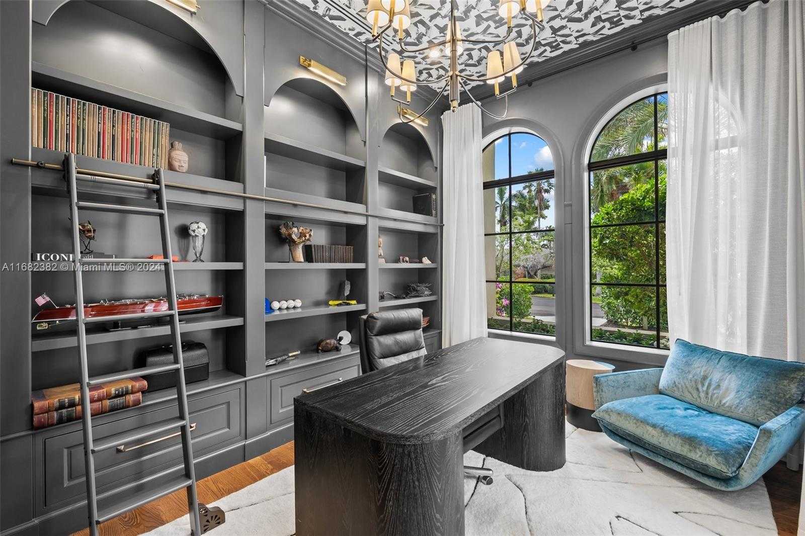 Small Image of 406 TAMARIND DR, Hallandale Beach Number 16