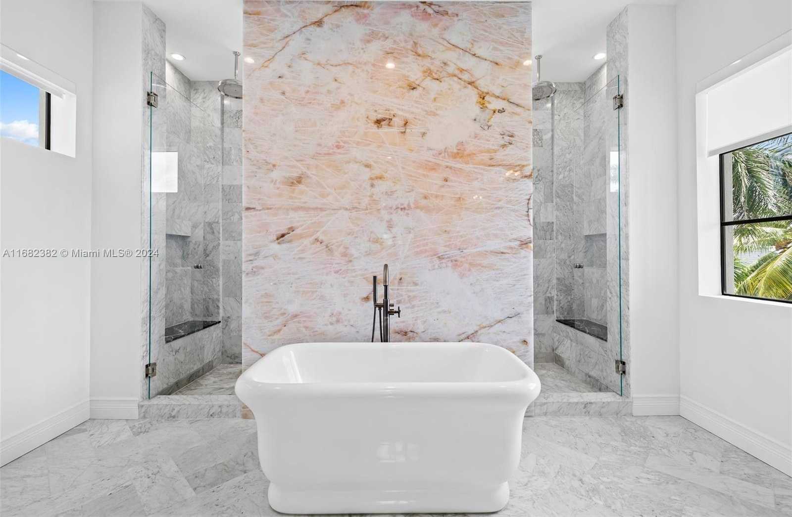 Small Image of 406 TAMARIND DR, Hallandale Beach Number 24