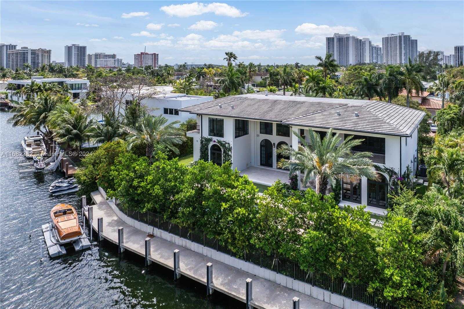 Small Image of 406 TAMARIND DR, Hallandale Beach Number 34