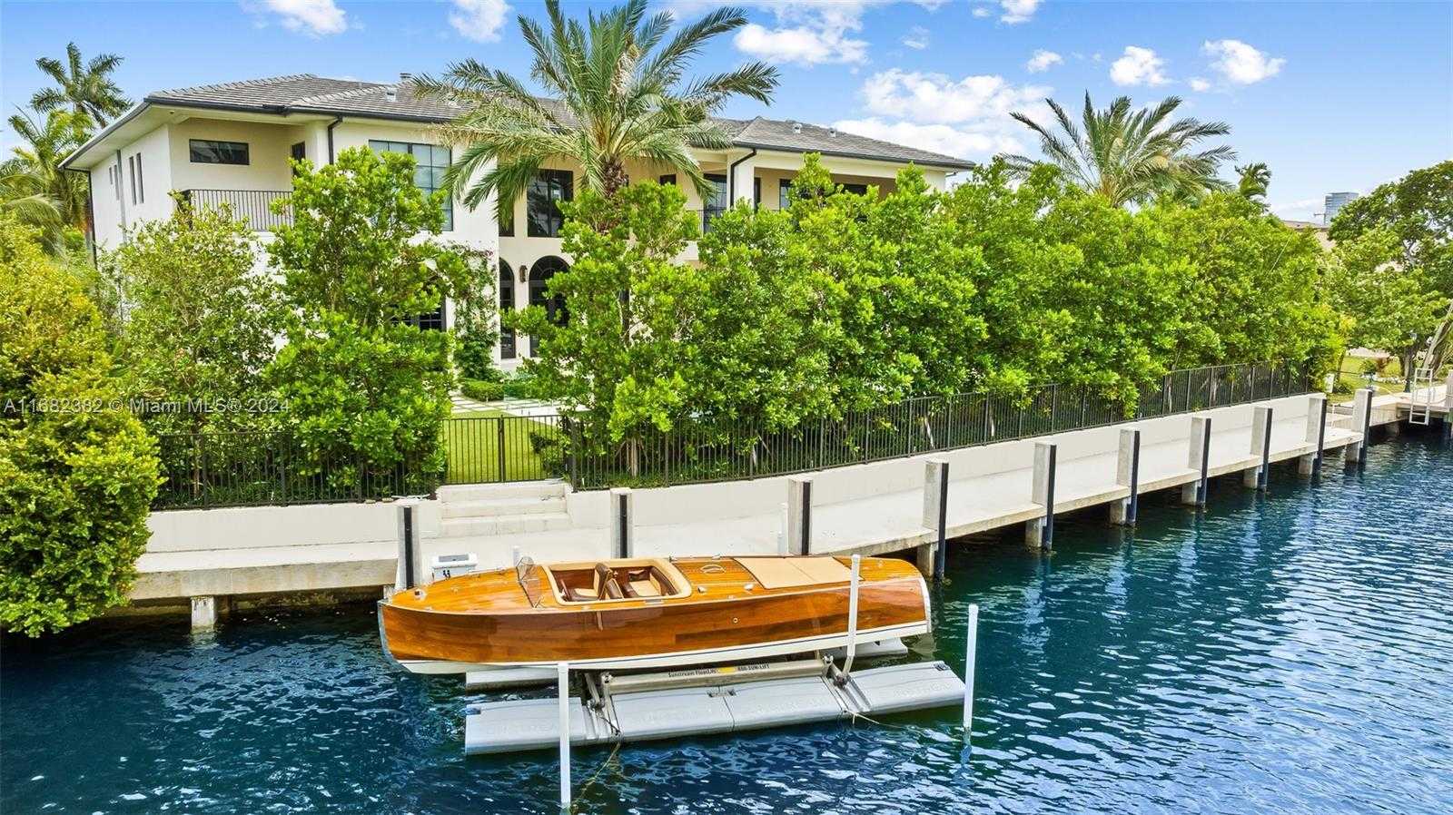 Small Image of 406 TAMARIND DR, Hallandale Beach Number 36