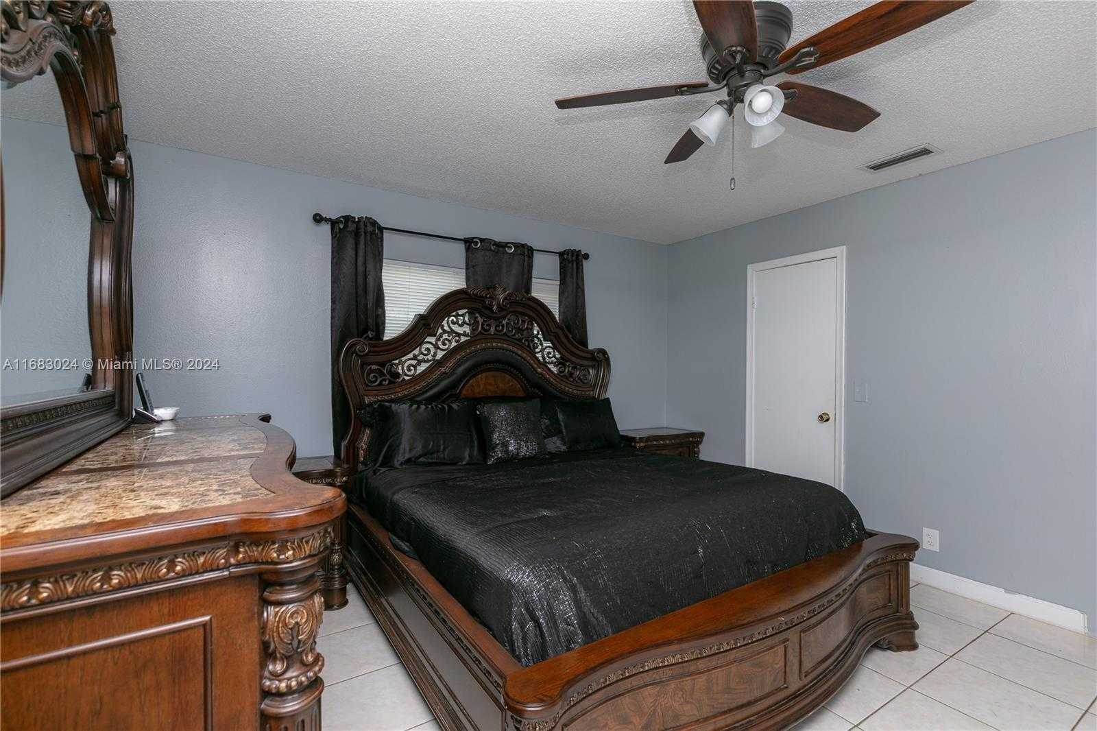 Small Image of 2510 SOUTH WEST NATURA BLVD, Deerfield Beach Number 19