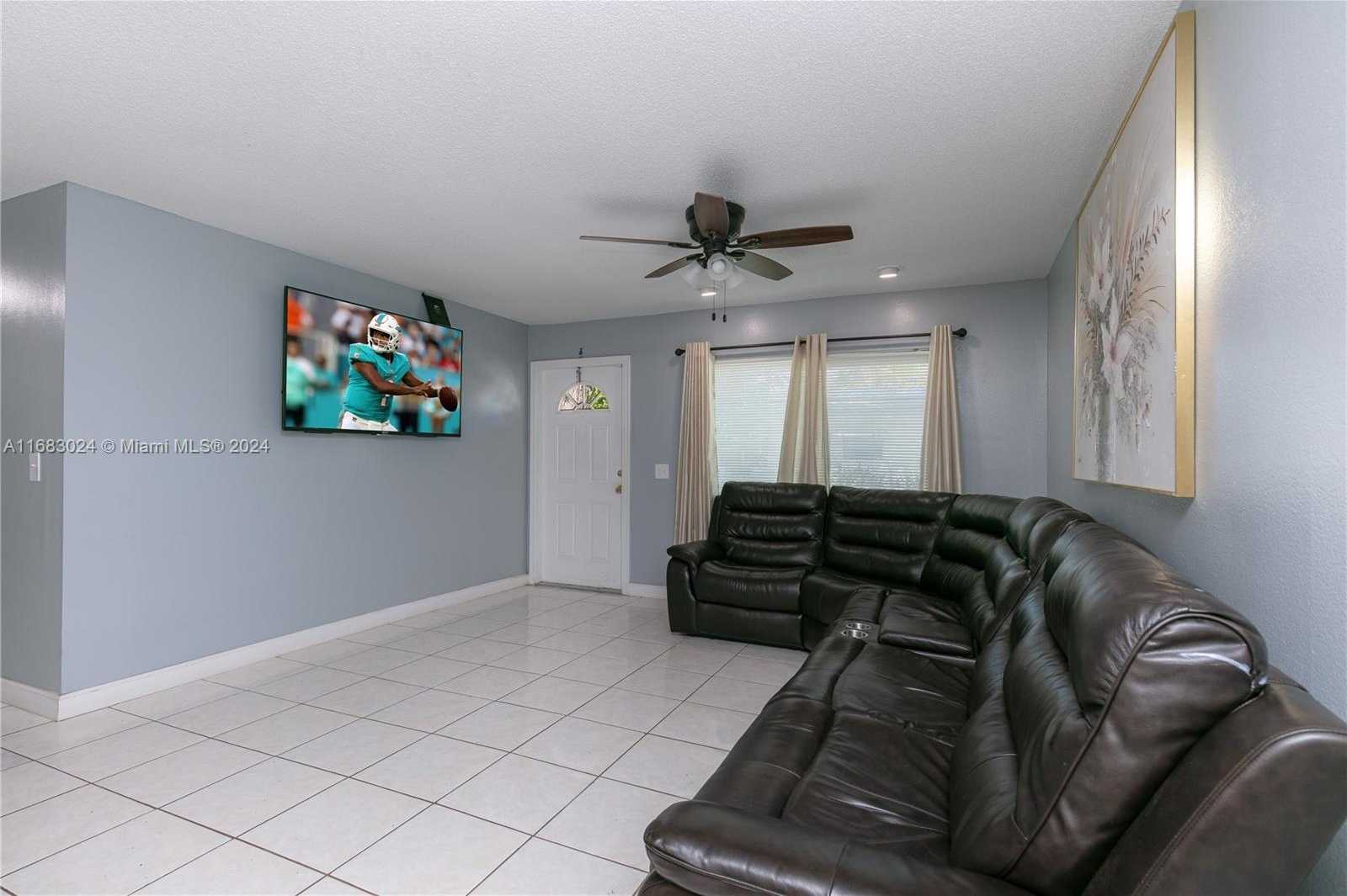 Small Image of 2510 SOUTH WEST NATURA BLVD, Deerfield Beach Number 7