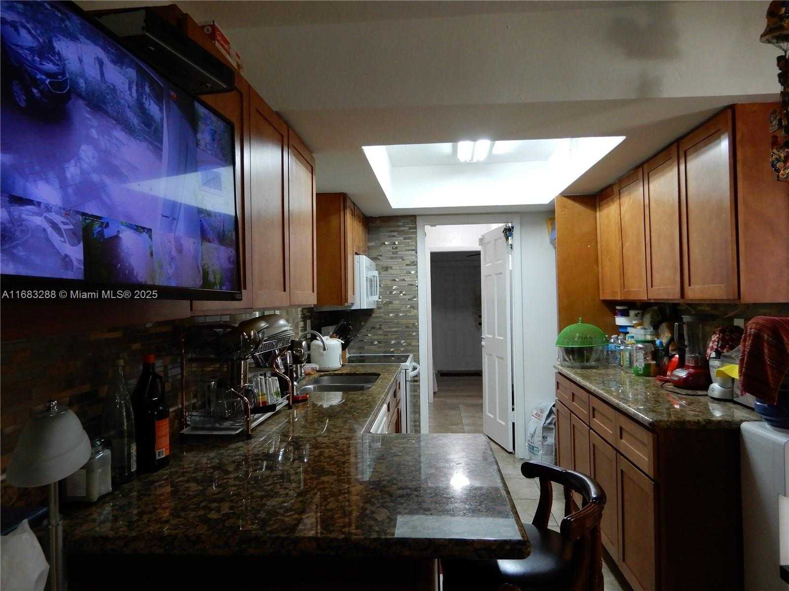 Small Image of 19901 SOUTH WEST 92ND AVE, Cutler Bay Number 6