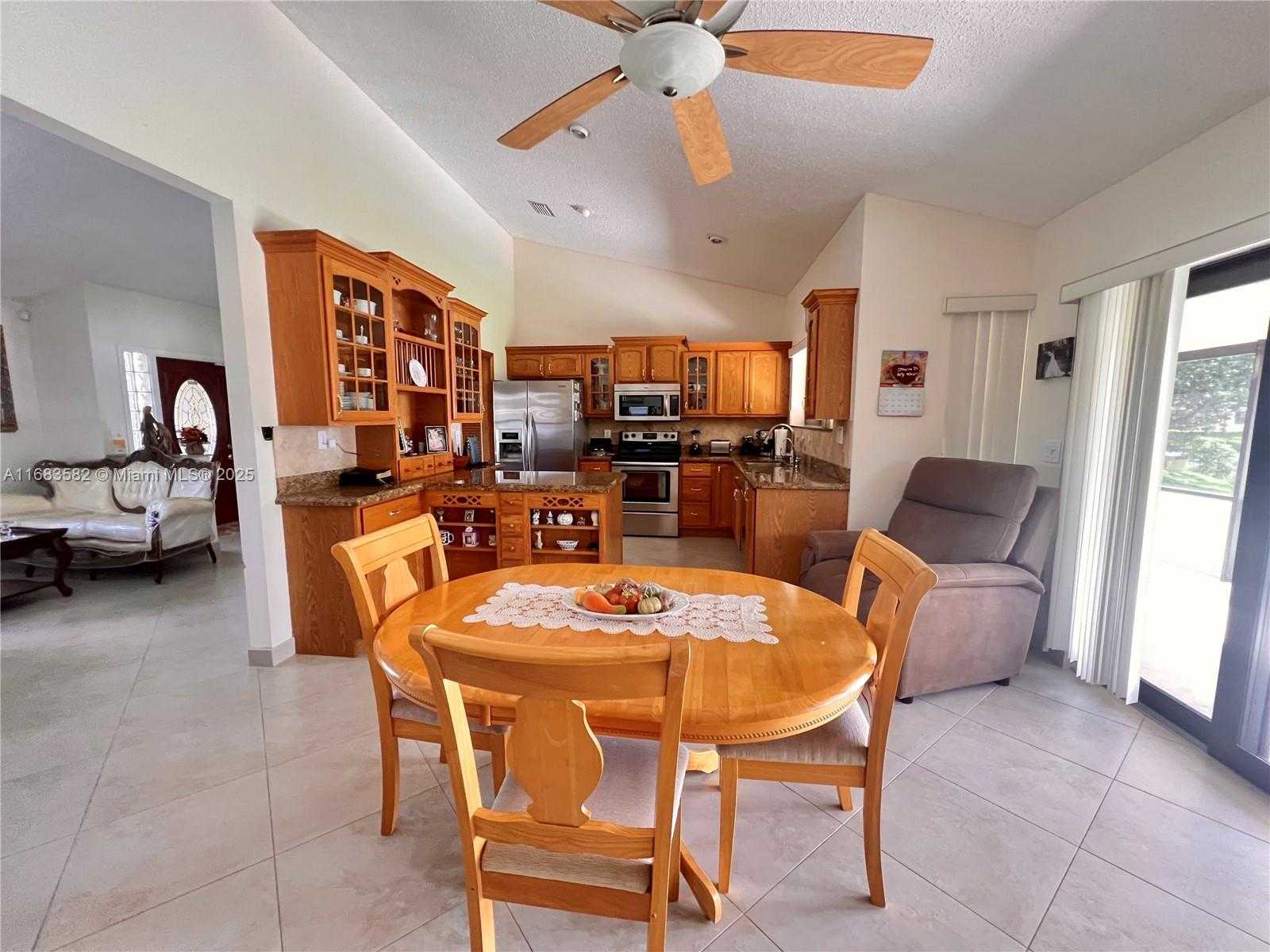 Small Image of 8320 EAST WACCAMAW LN E, Lake Worth Number 12
