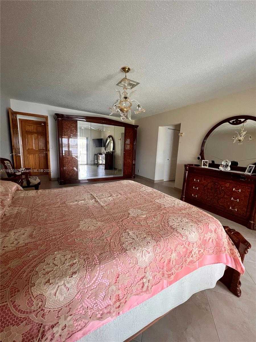 Small Image of 8320 EAST WACCAMAW LN E, Lake Worth Number 20