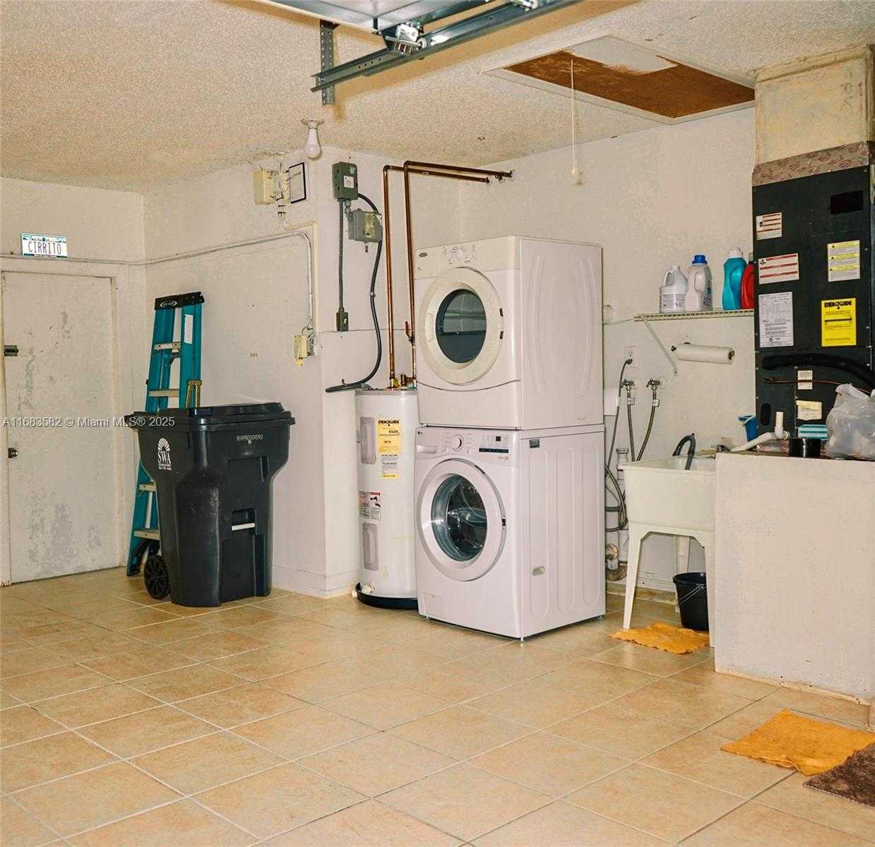 Small Image of 8320 EAST WACCAMAW LN E, Lake Worth Number 28