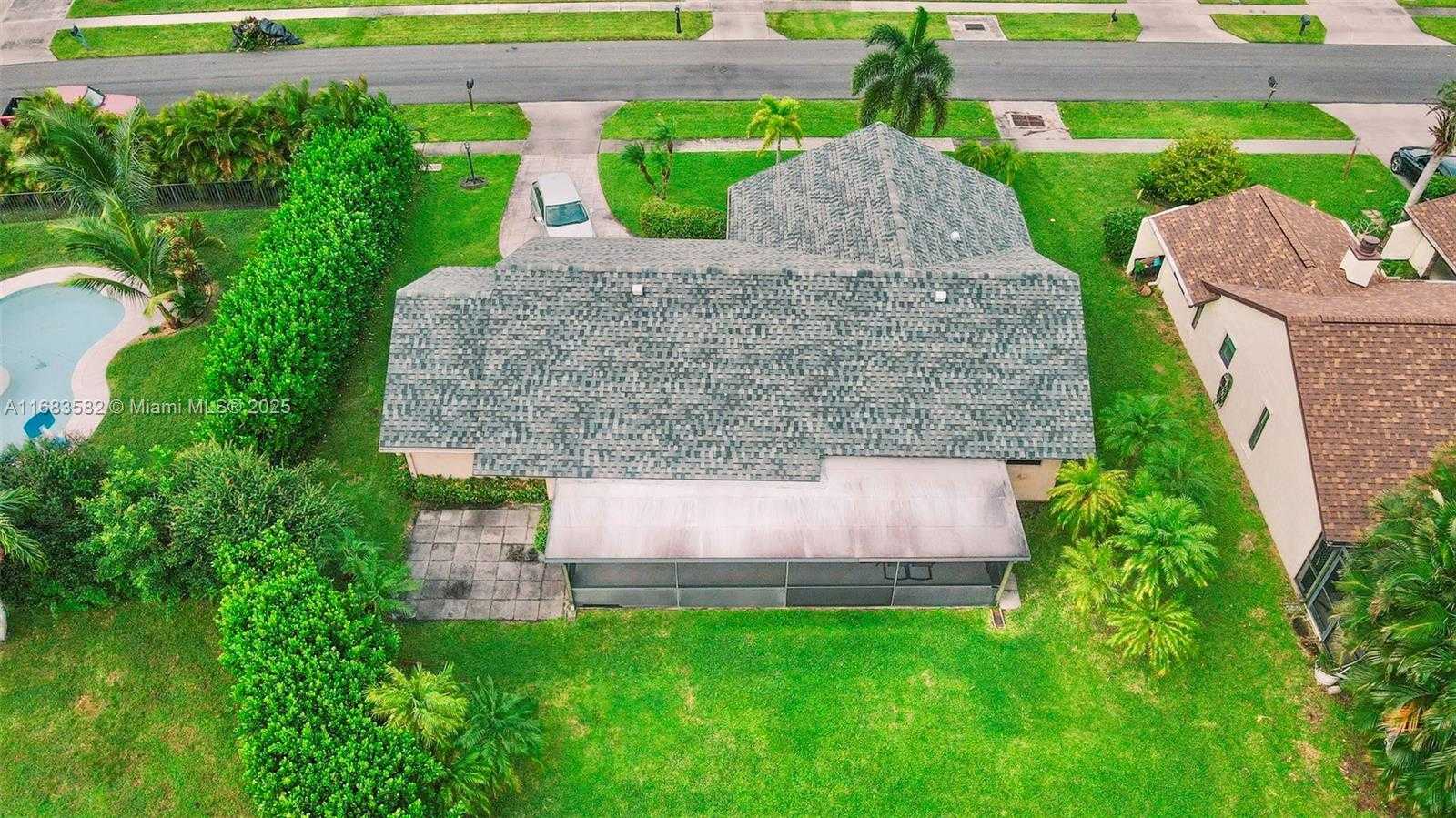 Small Image of 8320 EAST WACCAMAW LN E, Lake Worth Number 37