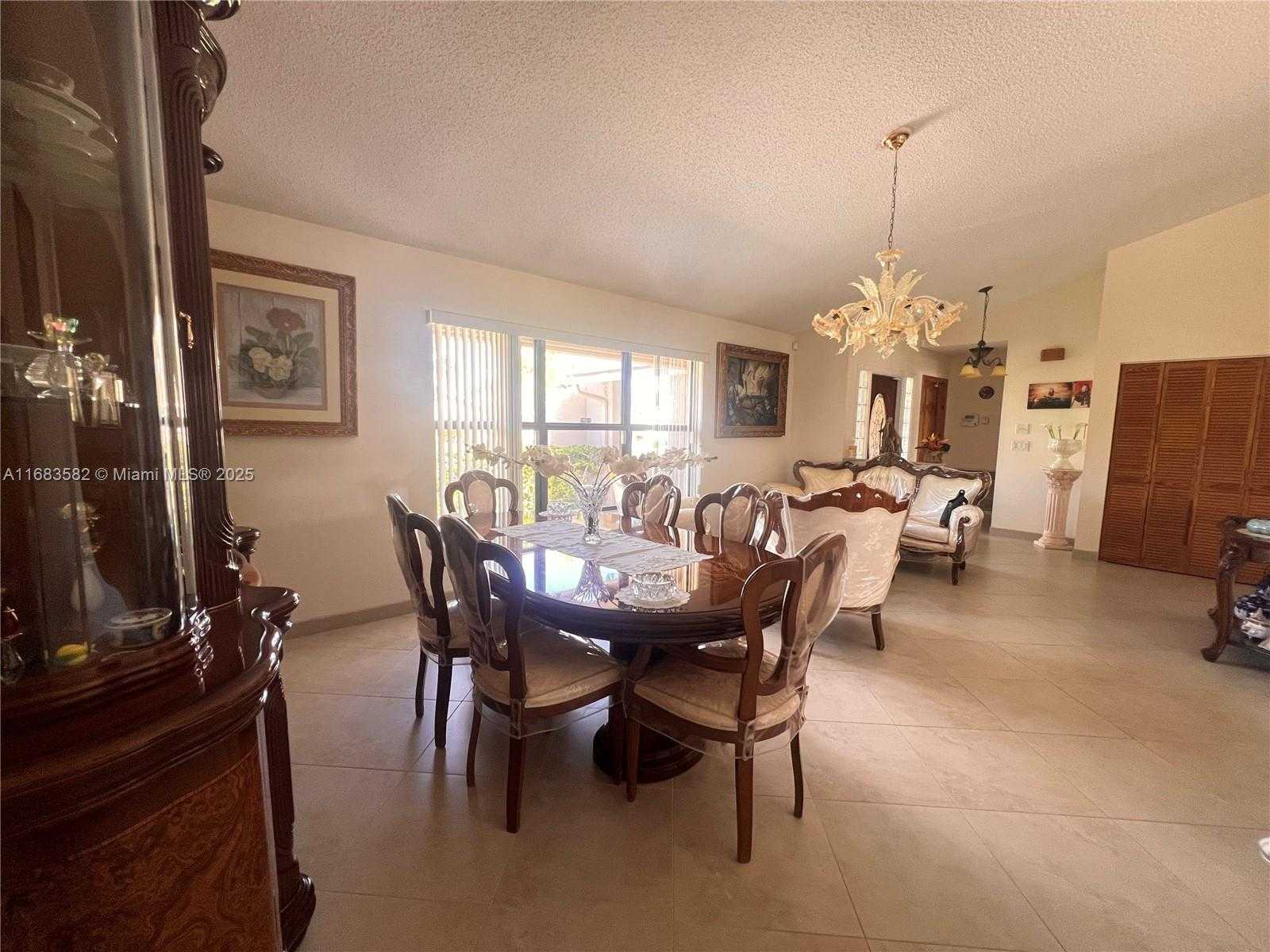 Small Image of 8320 EAST WACCAMAW LN E, Lake Worth Number 5