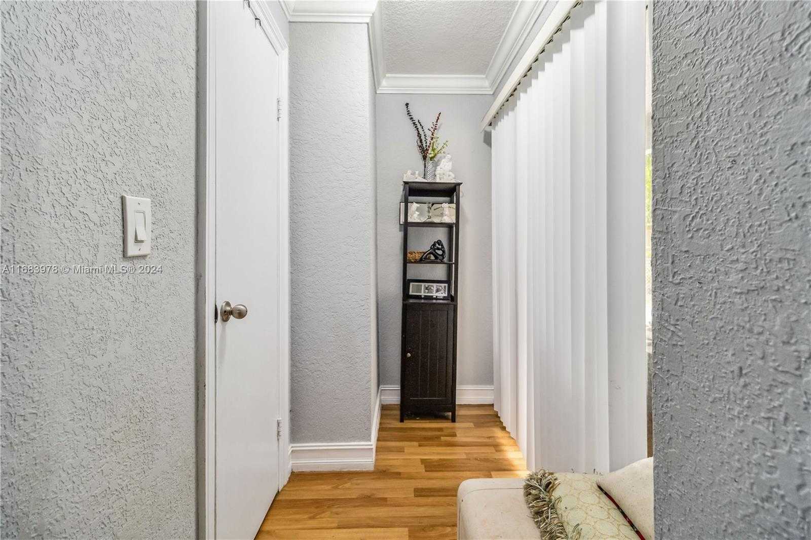 Small Image of 1240 STARDUST, North Lauderdale Number 7