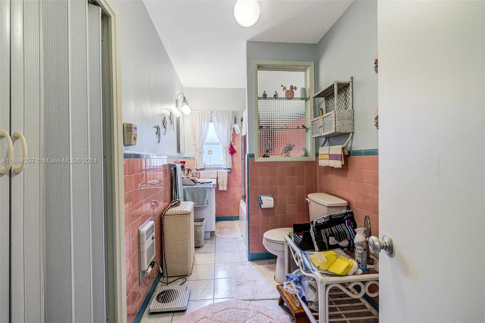 Small Image of 2889 RIVERLAND RD, Fort Lauderdale Number 18