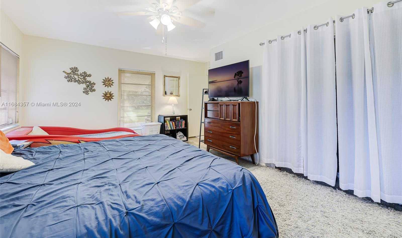 Small Image of 2889 RIVERLAND RD, Fort Lauderdale Number 21