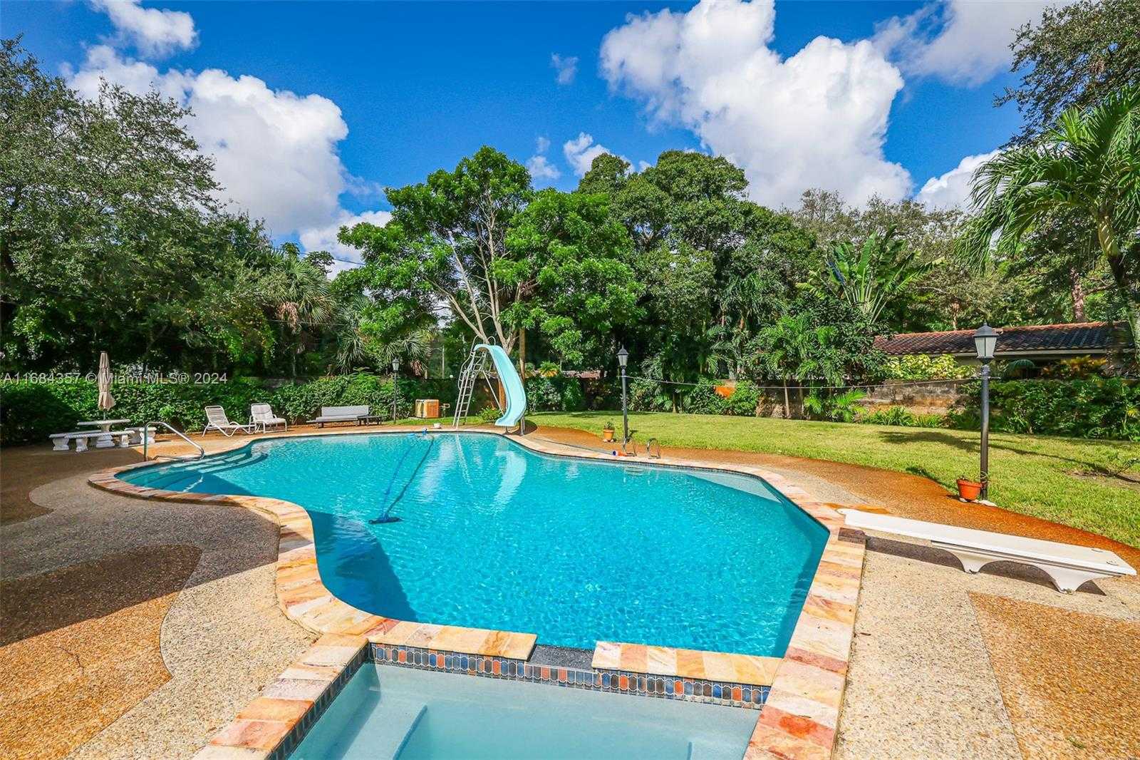 Small Image of 2889 RIVERLAND RD, Fort Lauderdale Number 39
