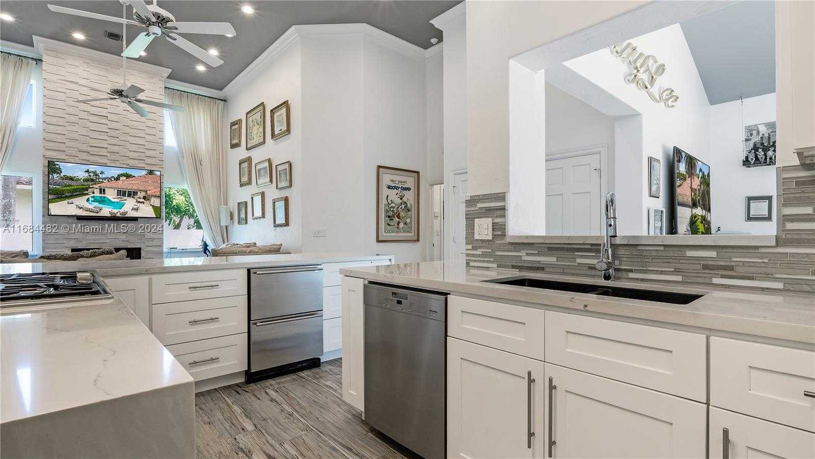 Small Image of 34 PELICAN DR, Fort Lauderdale Number 30