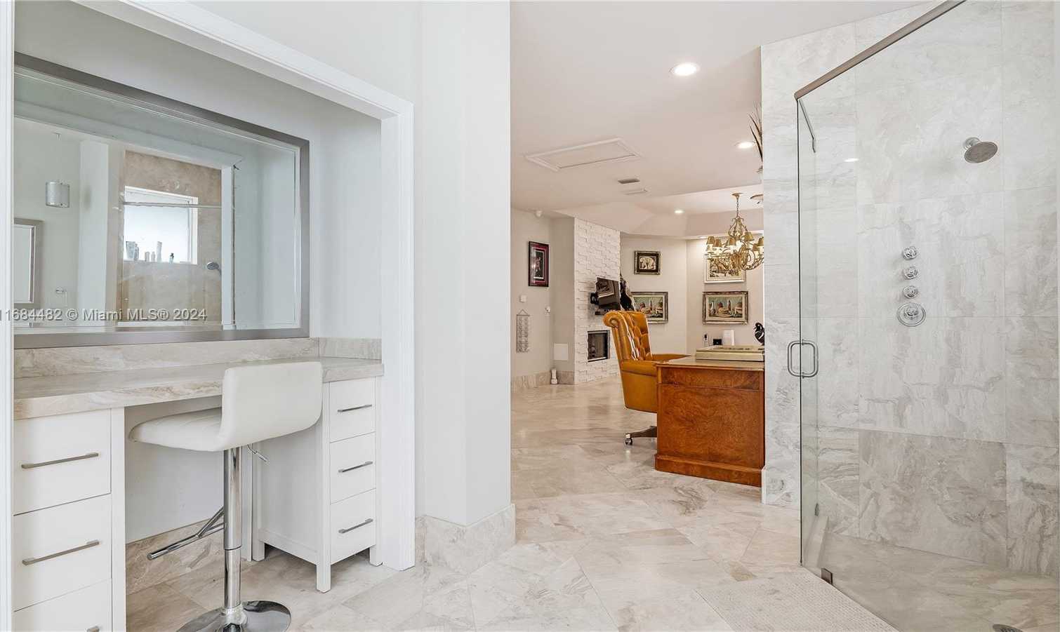 Small Image of 34 PELICAN DR, Fort Lauderdale Number 43