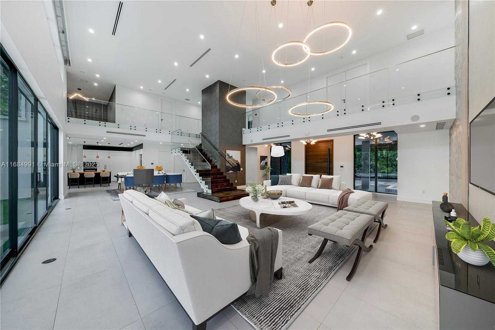 Small Image of 6695 SOUTH WEST 112TH ST, Pinecrest Number 13