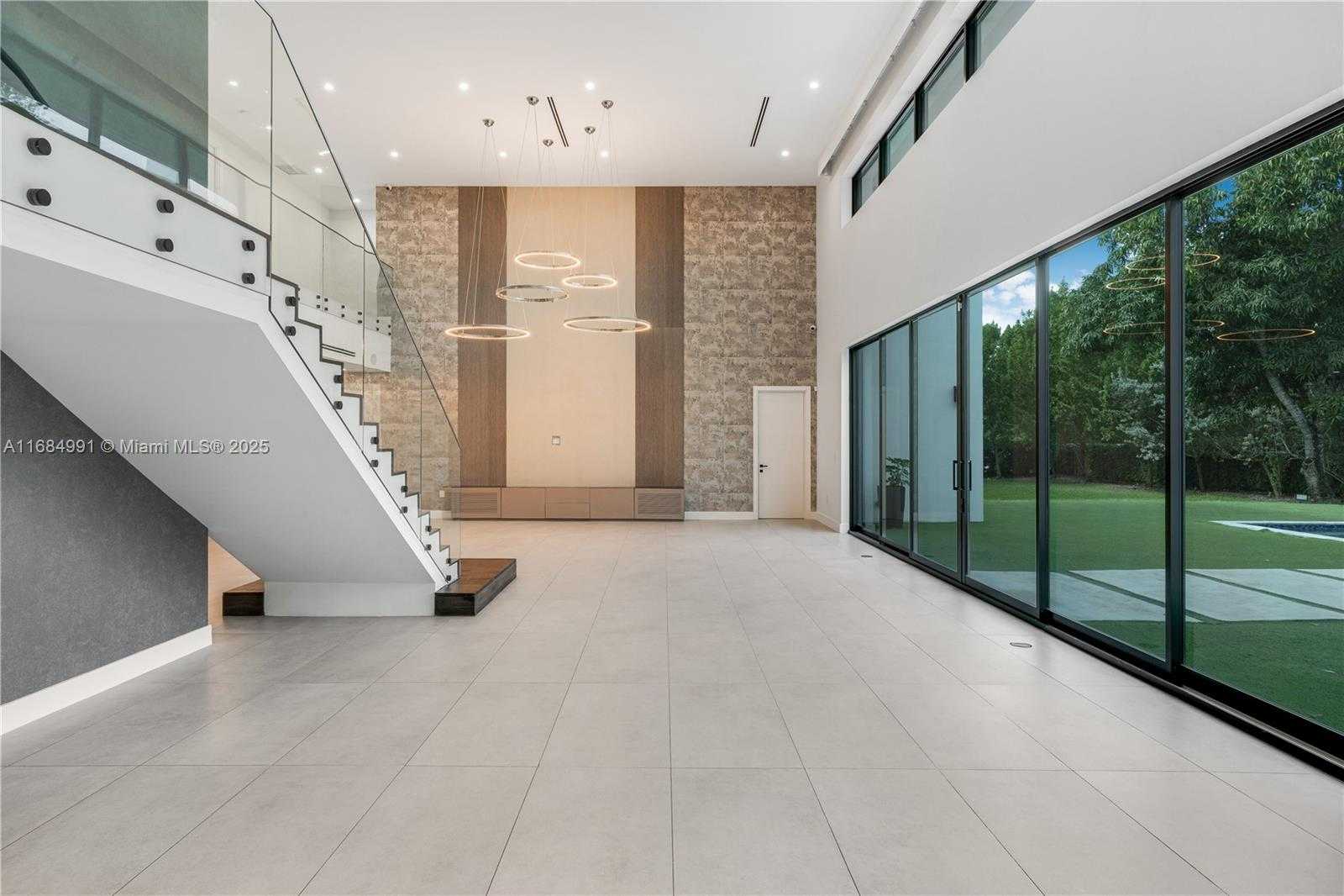 Small Image of 6695 SOUTH WEST 112TH ST, Pinecrest Number 33