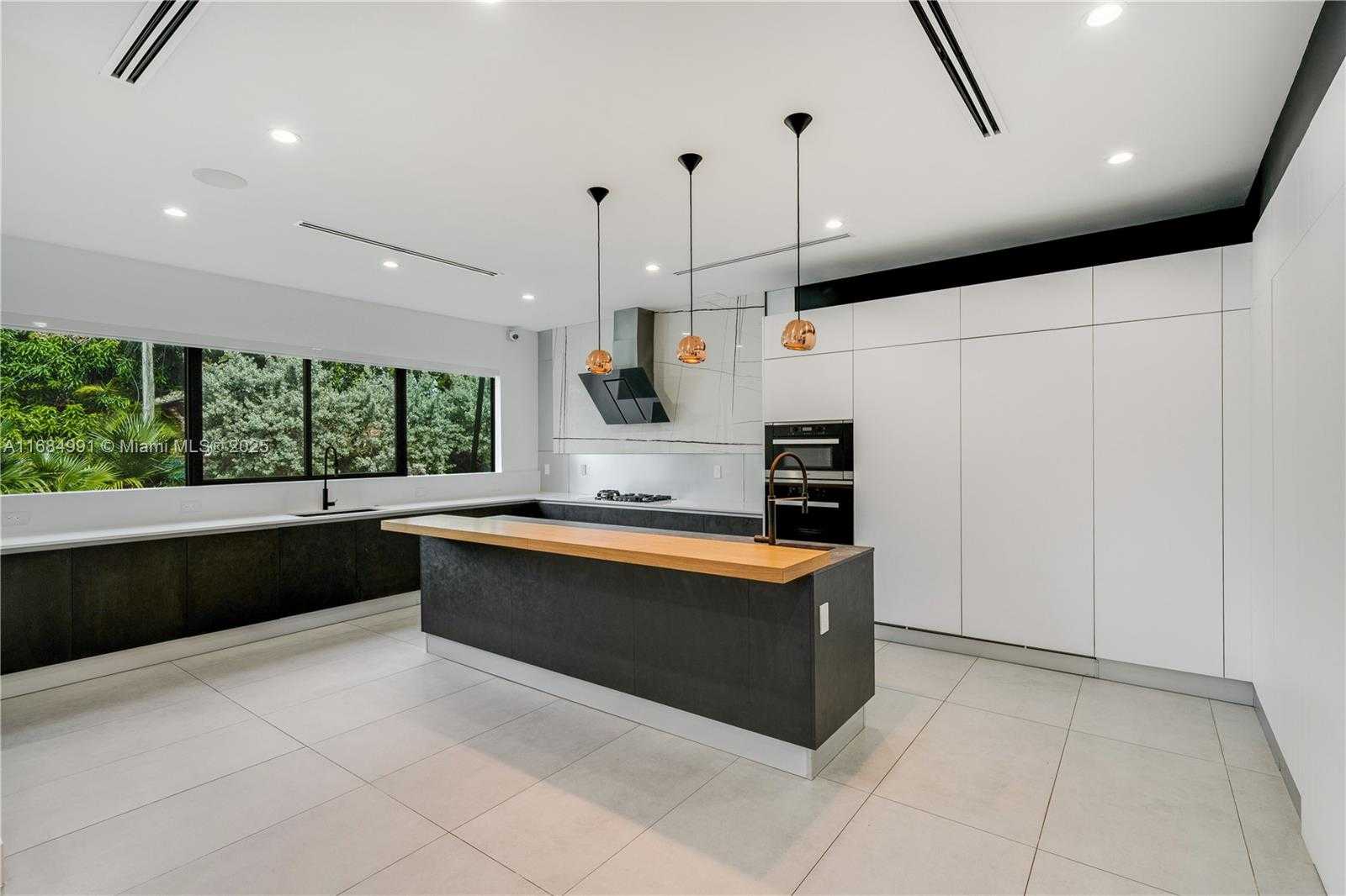 Small Image of 6695 SOUTH WEST 112TH ST, Pinecrest Number 34