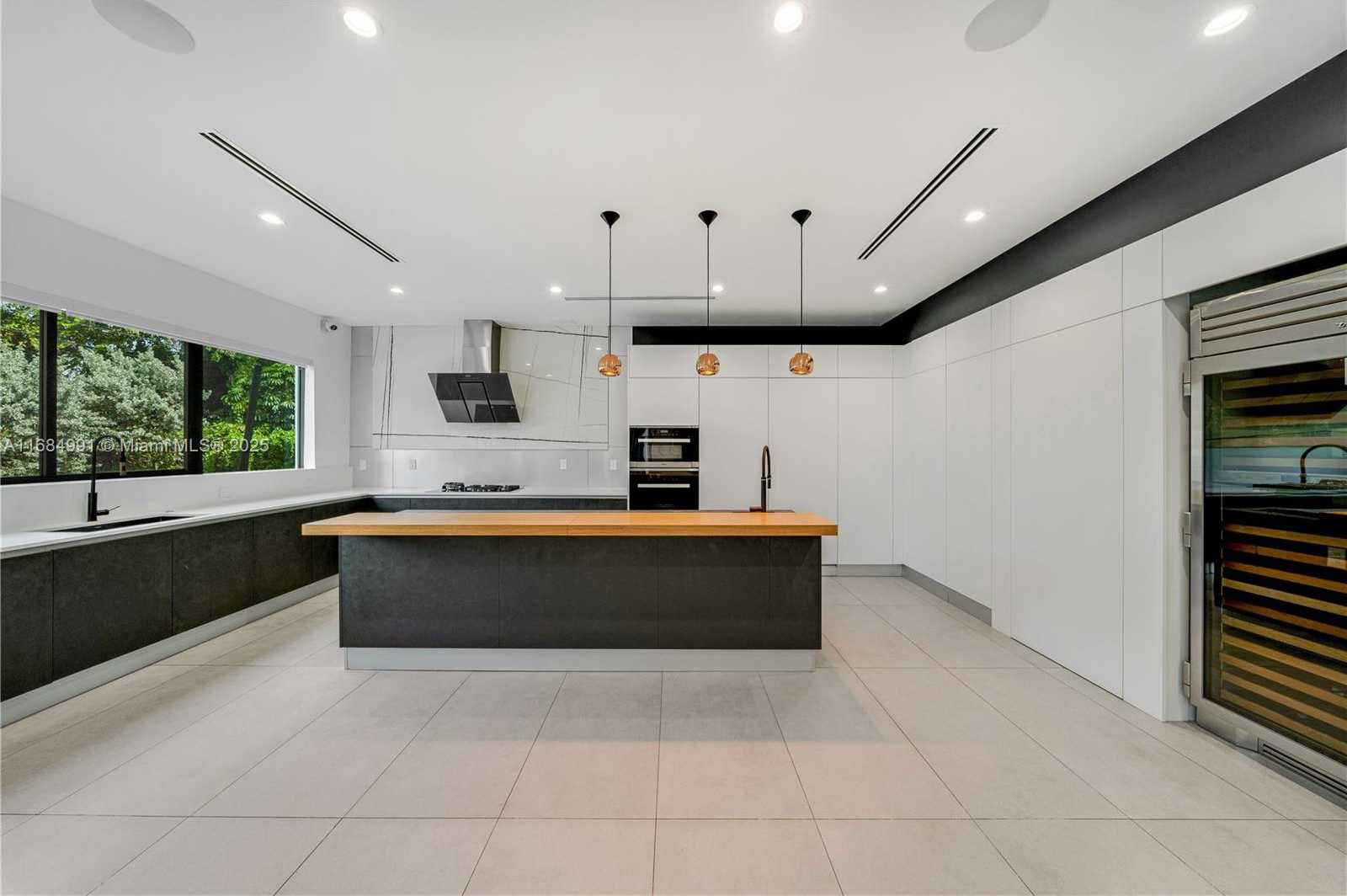 Small Image of 6695 SOUTH WEST 112TH ST, Pinecrest Number 35