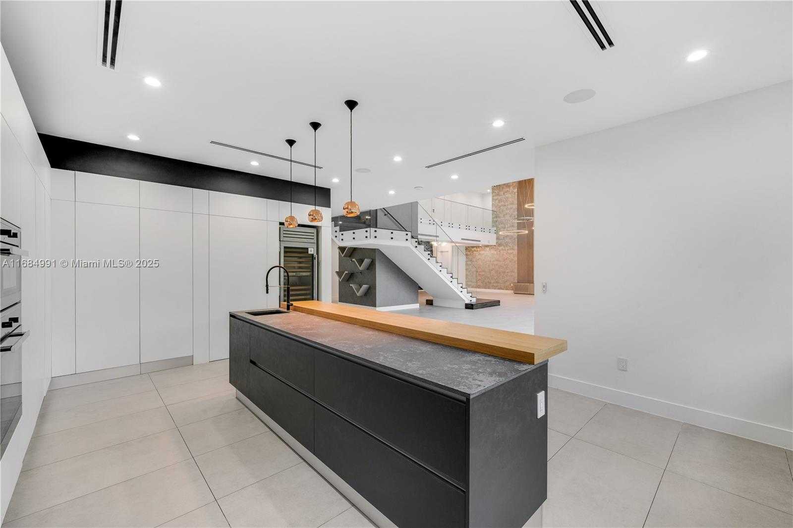 Small Image of 6695 SOUTH WEST 112TH ST, Pinecrest Number 38