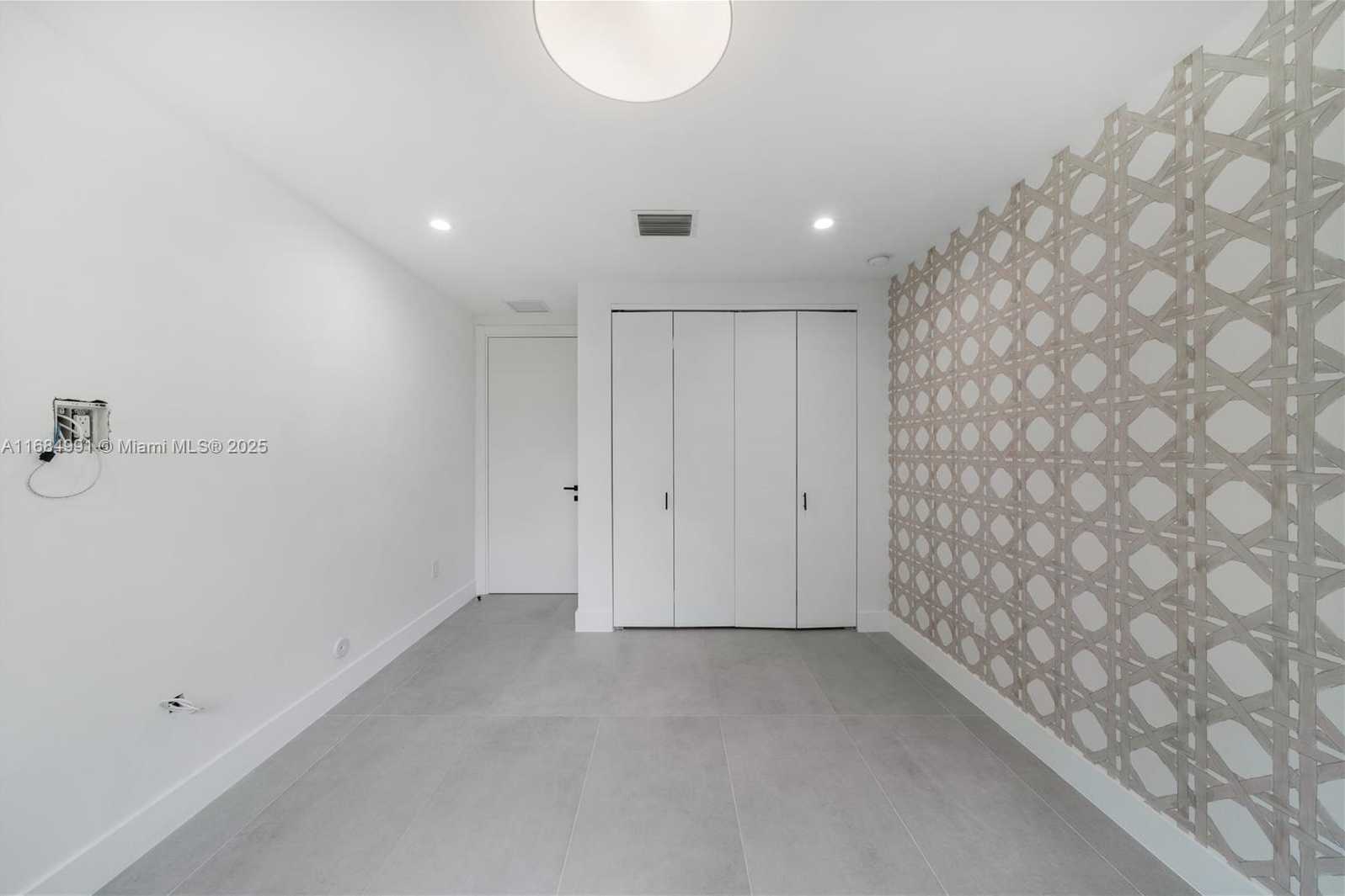 Small Image of 6695 SOUTH WEST 112TH ST, Pinecrest Number 61