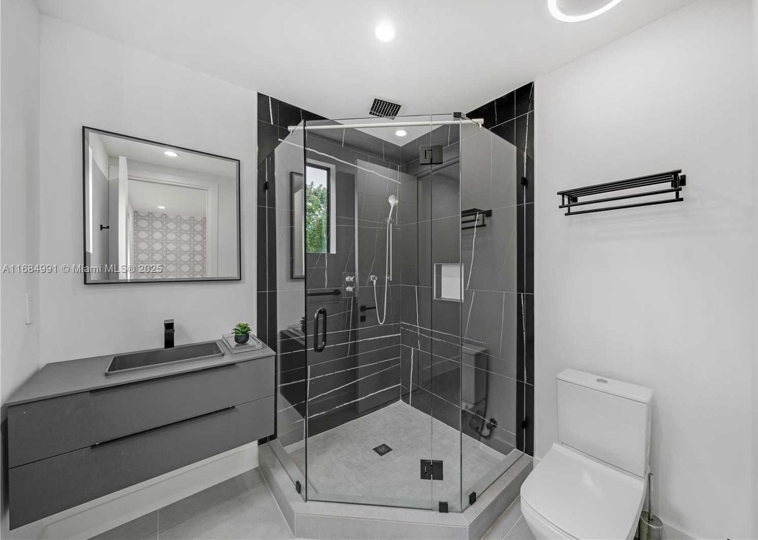 Small Image of 6695 SOUTH WEST 112TH ST, Pinecrest Number 62