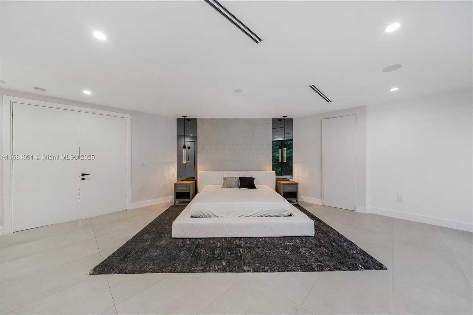 Small Image of 6695 SOUTH WEST 112TH ST, Pinecrest Number 72