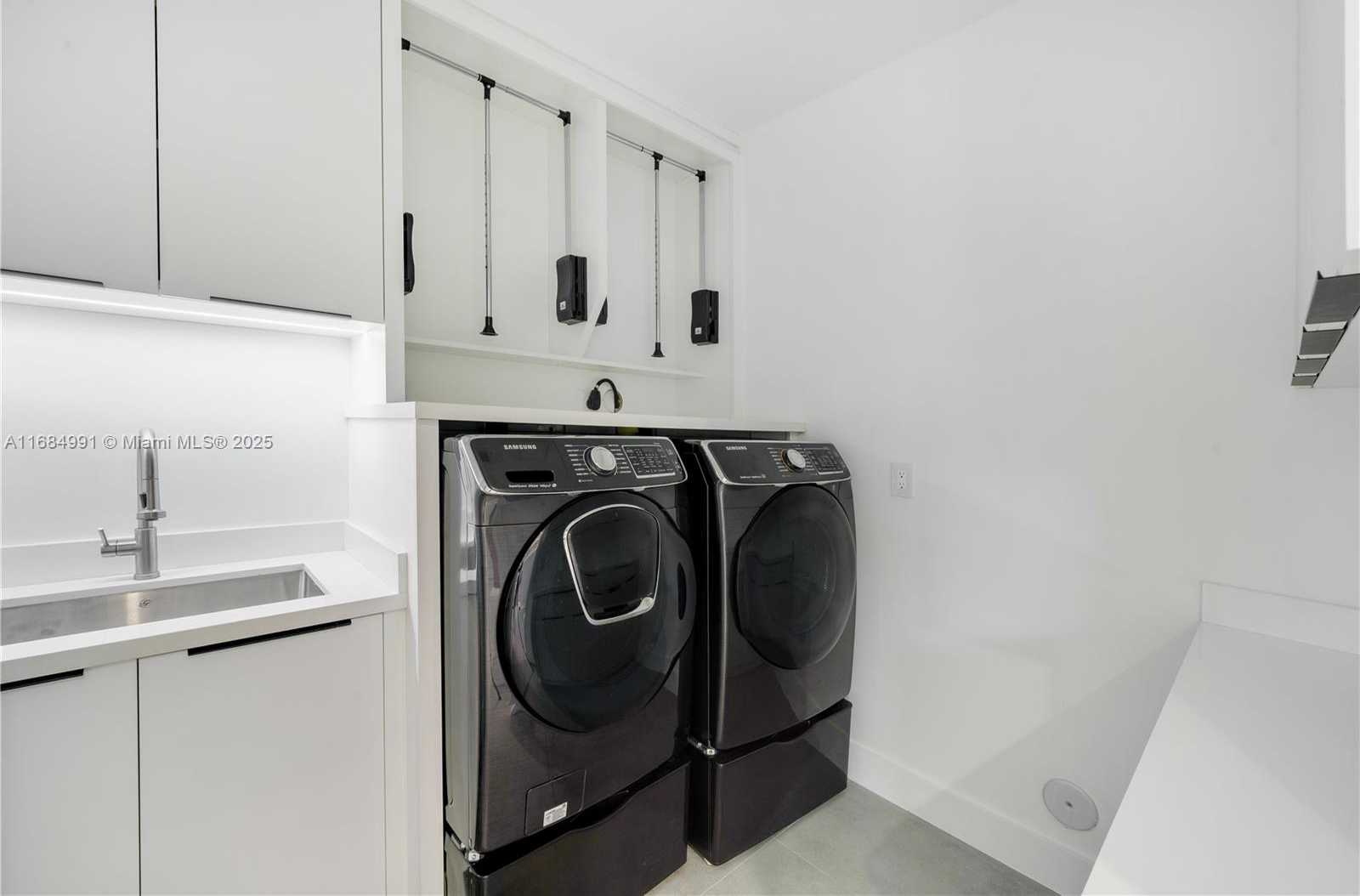 Small Image of 6695 SOUTH WEST 112TH ST, Pinecrest Number 83