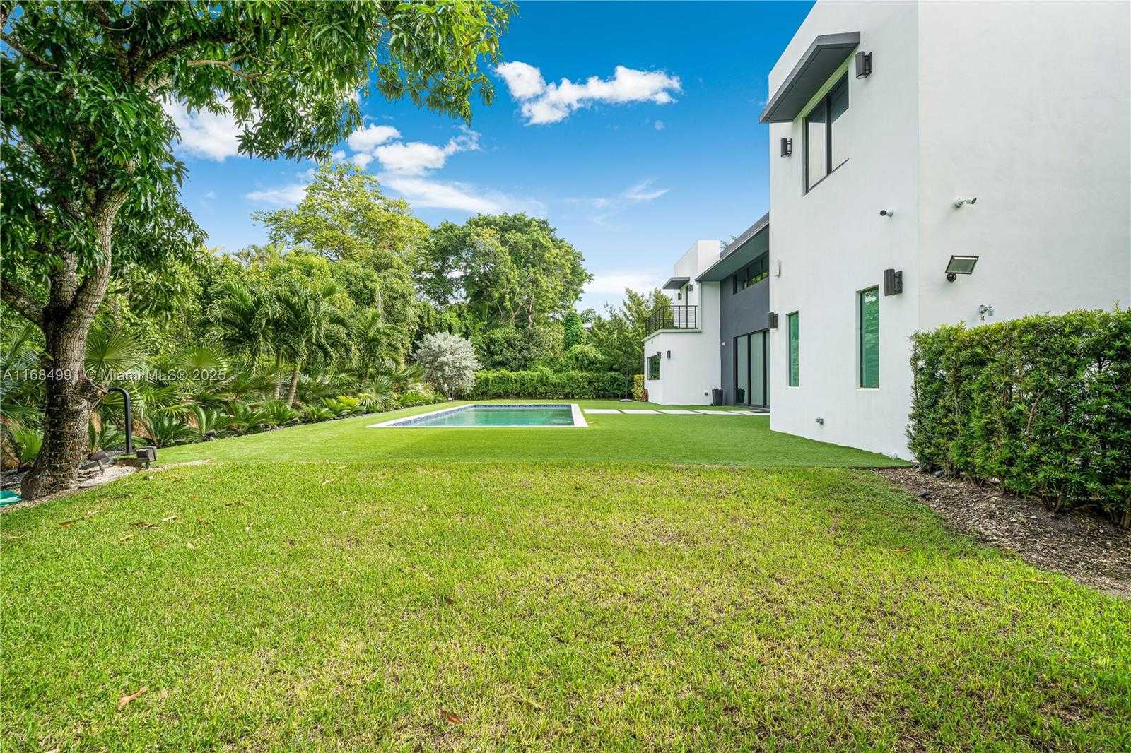 Small Image of 6695 SOUTH WEST 112TH ST, Pinecrest Number 95