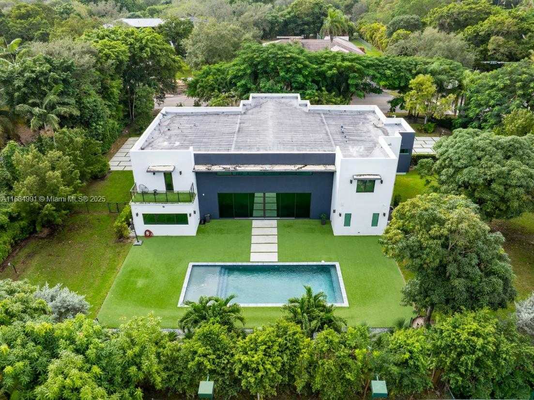 Small Image of 6695 SOUTH WEST 112TH ST, Pinecrest Number 98
