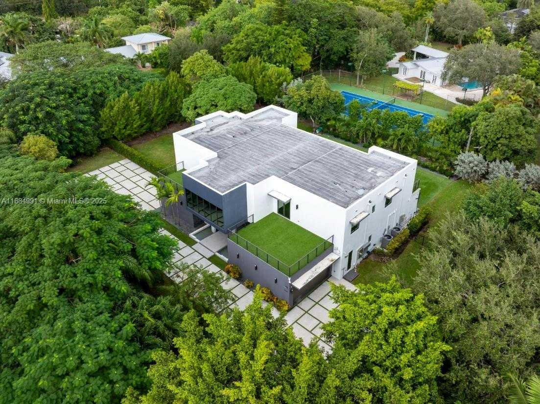 Small Image of 6695 SOUTH WEST 112TH ST, Pinecrest Number 99
