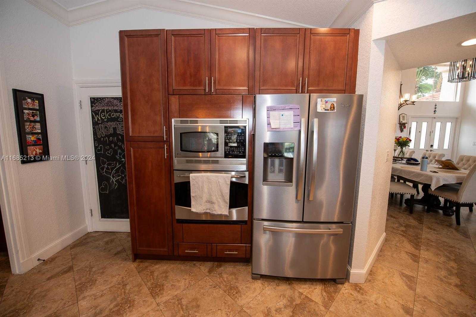 Small Image of 9669 NORTH CAROUSEL CIR N, Boca Raton Number 18