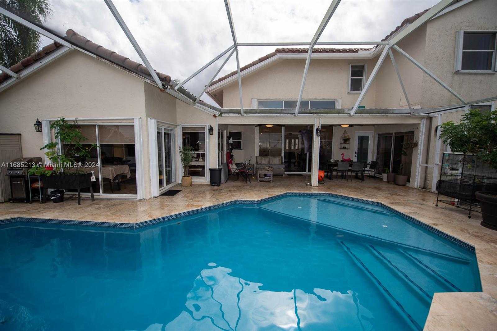Small Image of 9669 NORTH CAROUSEL CIR N, Boca Raton Number 31