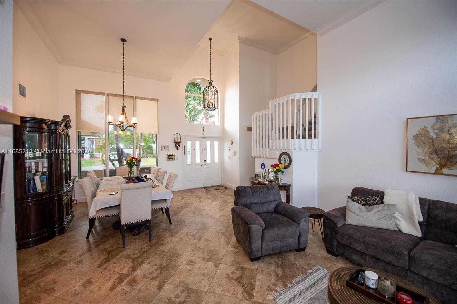 Small Image of 9669 NORTH CAROUSEL CIR N, Boca Raton Number 6