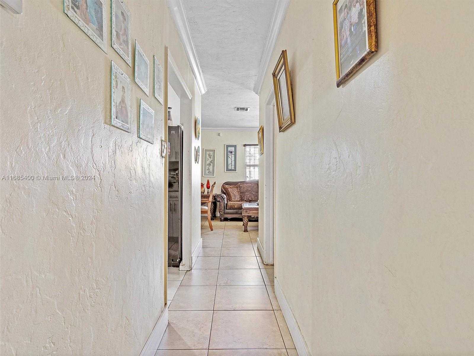 Small Image of 710 EAST 39TH ST, Hialeah Number 10