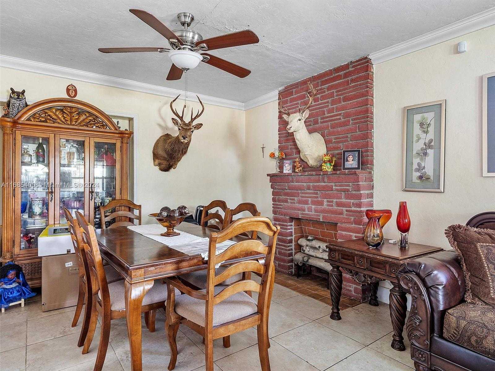 Small Image of 710 EAST 39TH ST, Hialeah Number 4